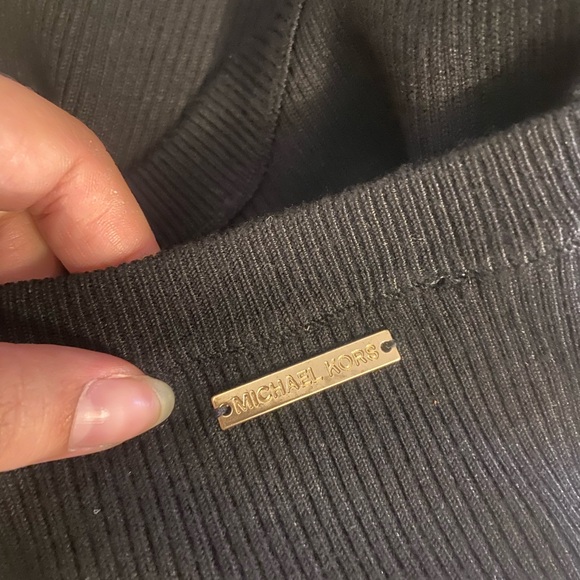 Michael Kors form fitting midi dress - Picture 5 of 6